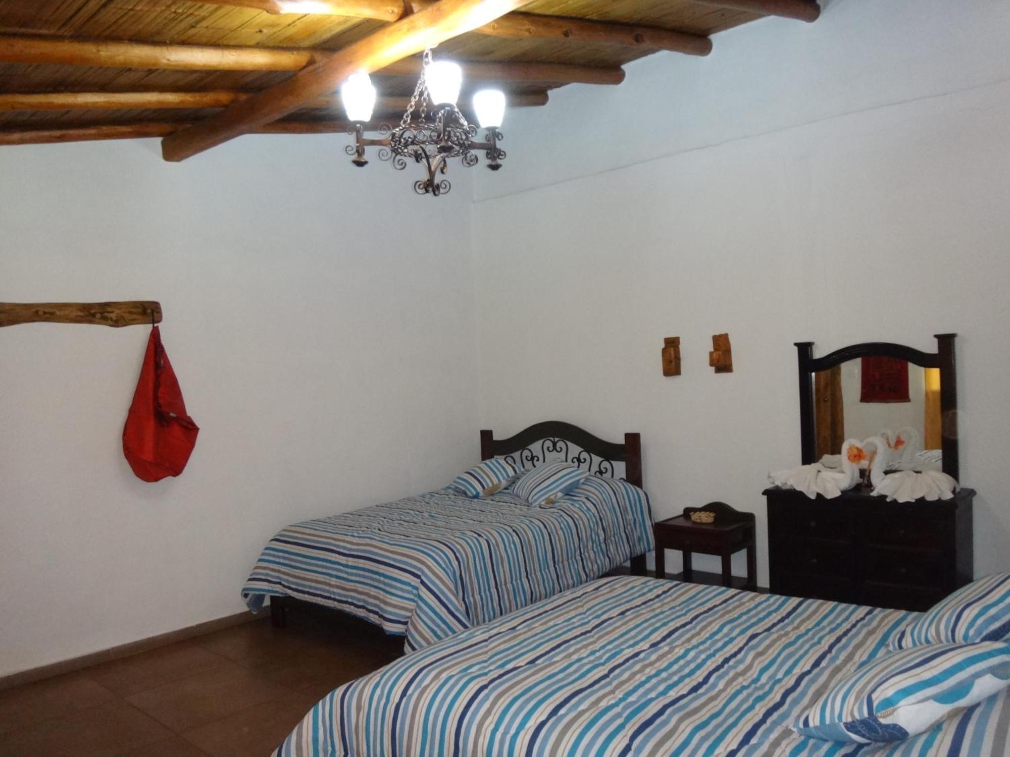 Zaysant Ecolodge Пуэмбо Номер фото