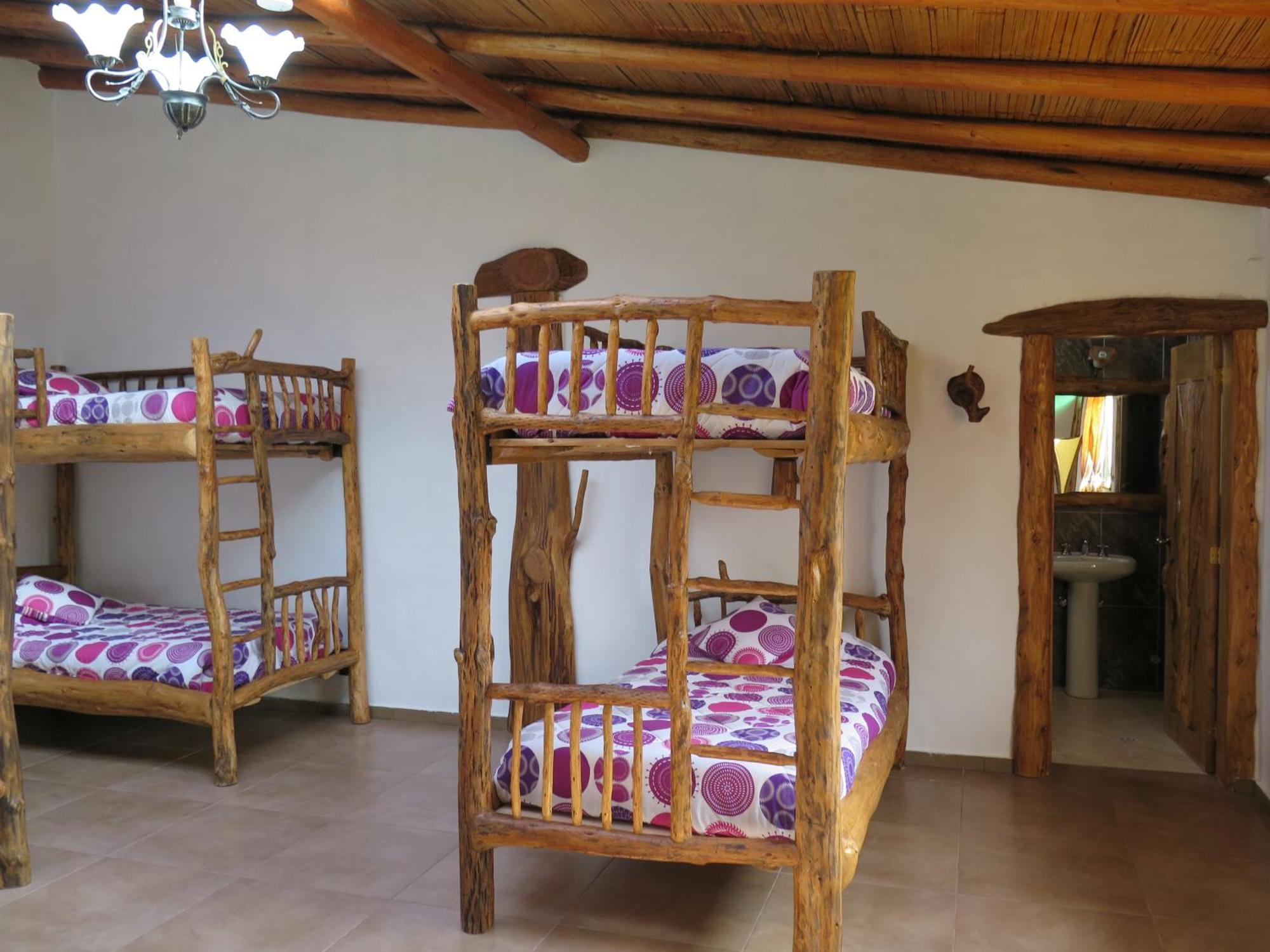 Zaysant Ecolodge Пуэмбо Номер фото