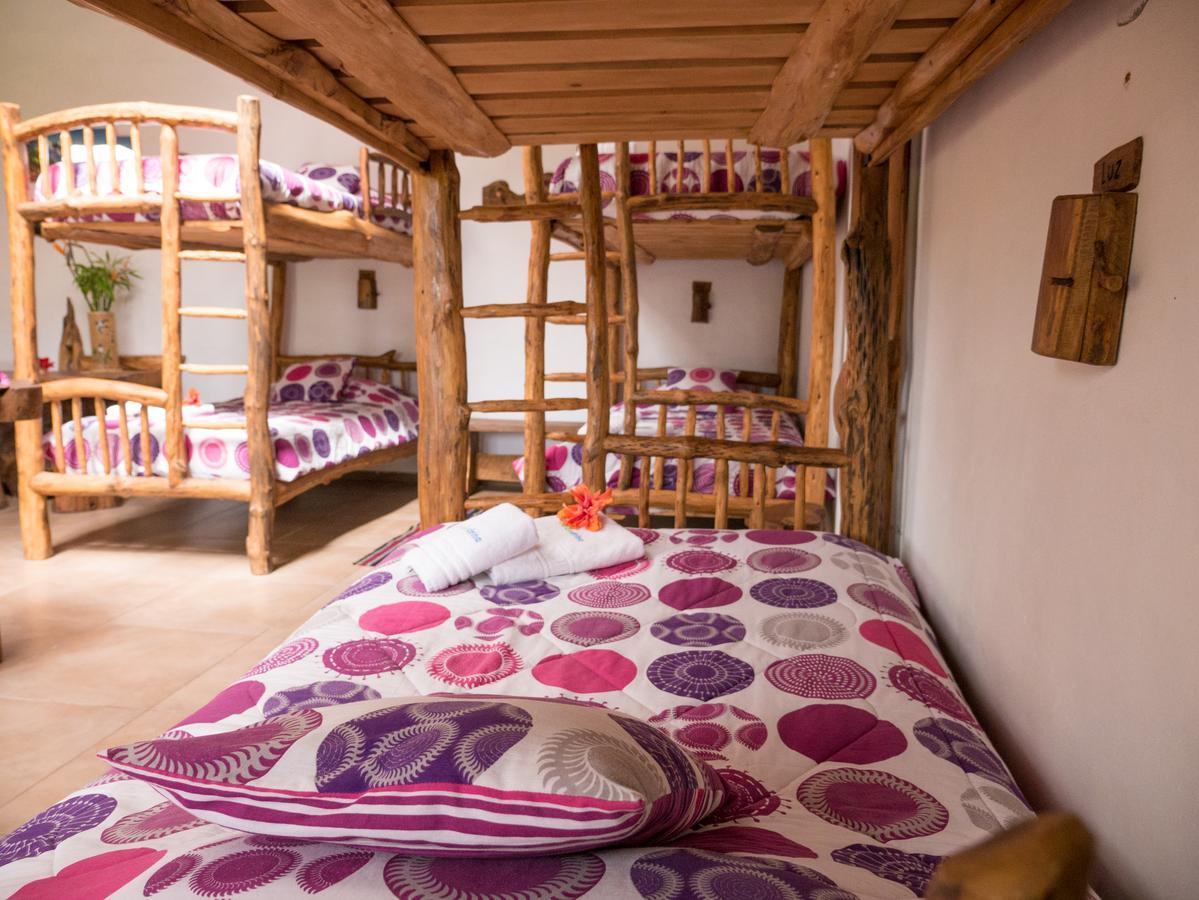 Zaysant Ecolodge Пуэмбо Экстерьер фото