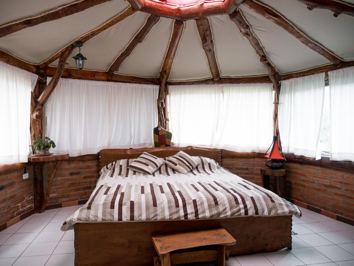 Zaysant Ecolodge Пуэмбо Экстерьер фото